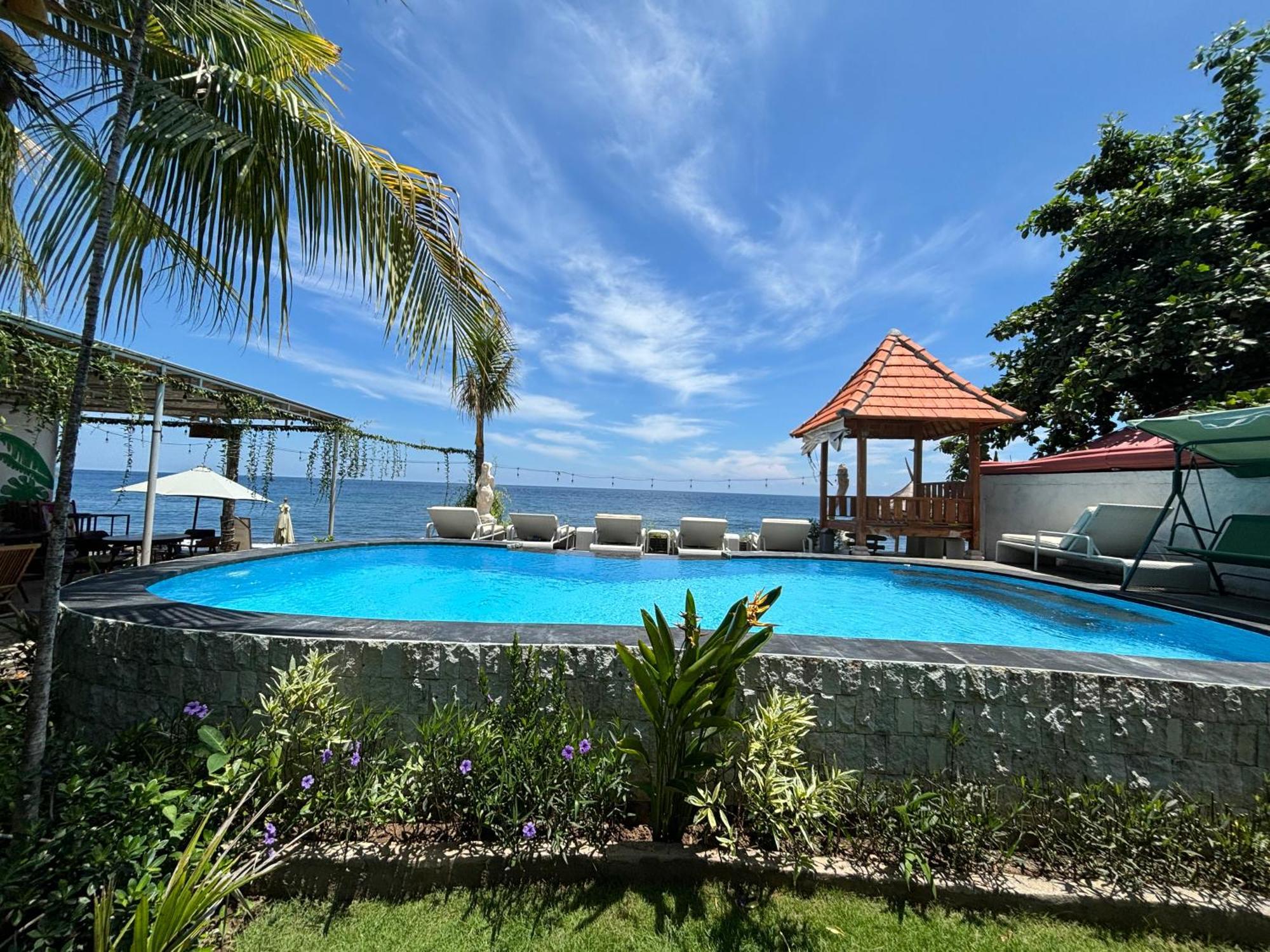 Bahari Beach Amed Luaran gambar